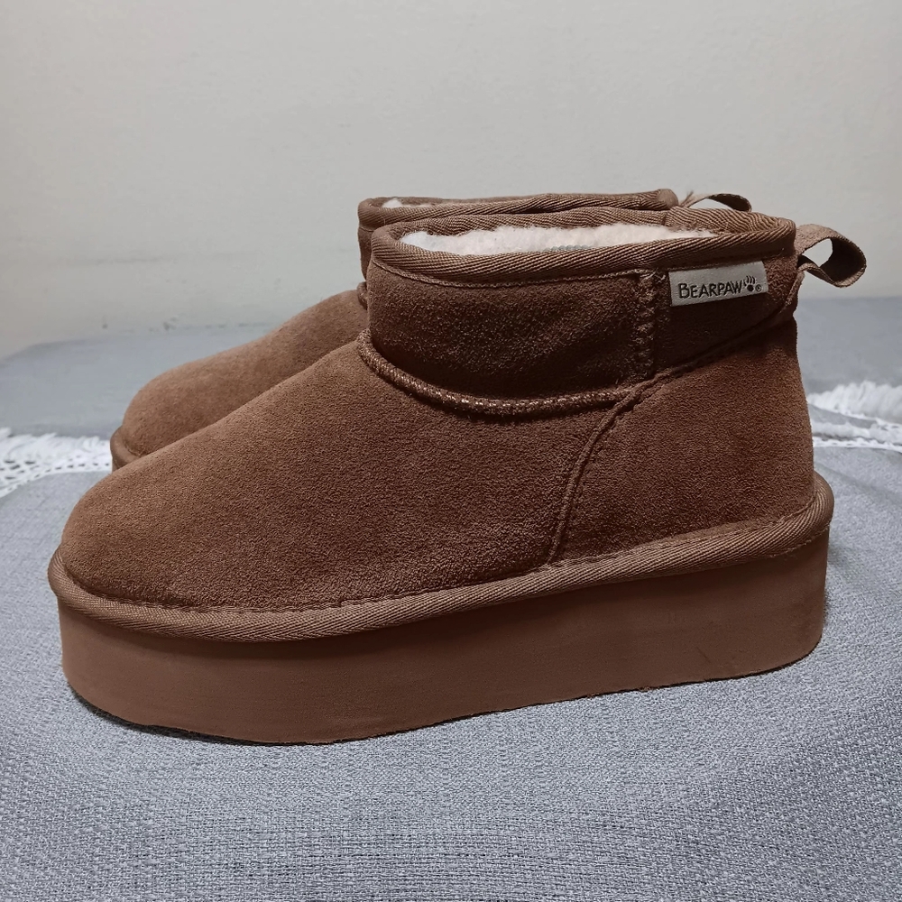 Bearpaw Women's Brown Suede Ankle Boots